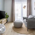 Limehome Johannisstrasse Apart Otel