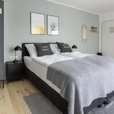 Aparthotel Limehome Johannisstrasse 3*