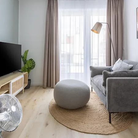 Aparthotel Limehome Johannisstrasse 3*